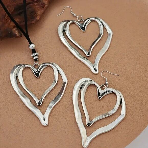 Bohemian Style Double Hollow Heart Earrings and Pendant Set - Picture 1 of 3